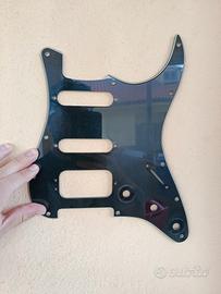 Battipenna originale Fender HSS Nero