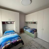 Cameretta completa con armadi a ponte