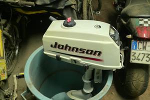 Motore marino fuoribordo Johnson 3.5 cv
