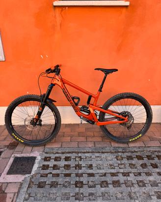 Santa Cruz Nomad