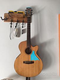 chitarra acustica cort elettrificata