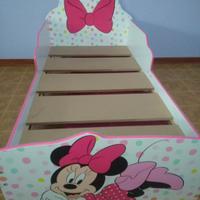 Lettino Minnie con materasso, come nuovi