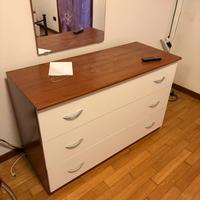 Cassettiera  e 2 comodini