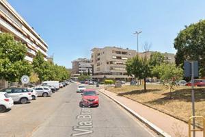 EUR LAURENTINA BiLOCALE ARREDATO CON BALCONE