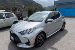 Toyota Yaris 1.5 Hybrid 5 porte Trend