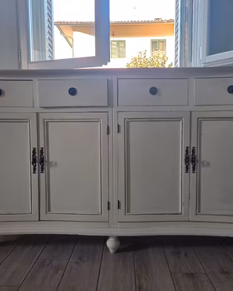 Credenza stile shabby chic