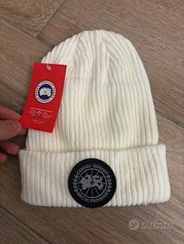Cappello in lana canada goose