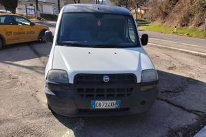 Fiat dobló