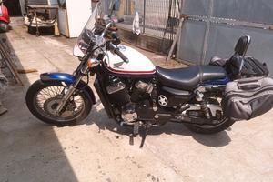 Honda VT 750s 
