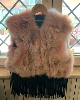 Gilet in pelliccia con frange in pelle
