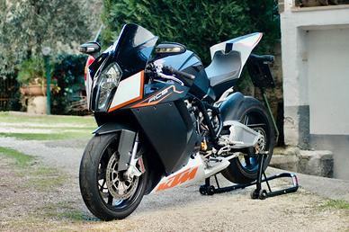 Ktm rc8