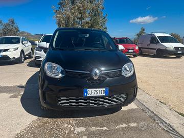 AUTO ELETTRICA PER NEOPATENTATI , PER LA CITTA'