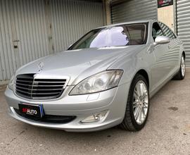 Mercedes-Benz S320 CDI V6 235cv 4Matic Avantgarde