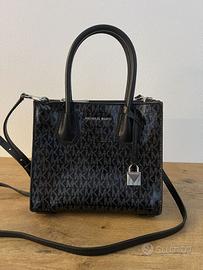 Michael Kors borsa nera logo con tracolla