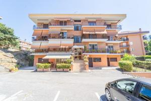 3 LOCALI A ARICCIA