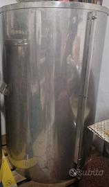 serbatoio  acciaio  inox capacita’ 500 Lt