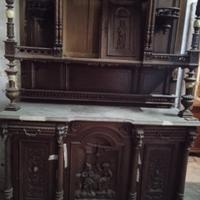 coppia di mobili antichi intarsiati