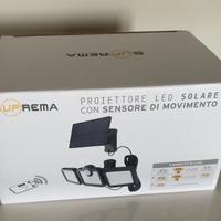 Faretto LED con Pannello Solare -Sensore Movimento