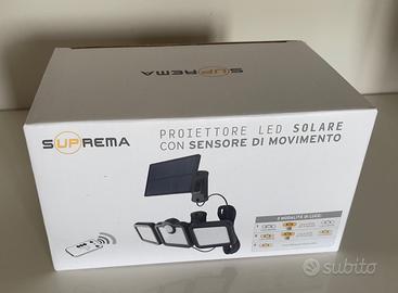 Faretto LED con Pannello Solare -Sensore Movimento