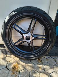 cerchio e gomma Michelin Triumph Speed triple