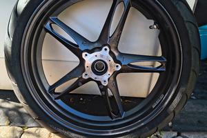 cerchio e gomma Michelin Triumph Speed triple