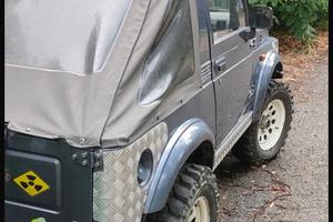 Suzuki samurai
