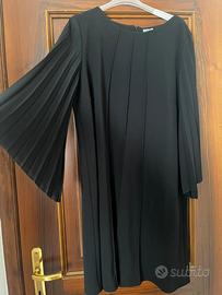 Abito con maniche plissettate