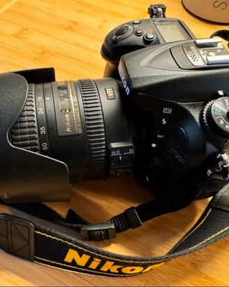 Fotocamera Nikon D7200 con obiettivo 18/200