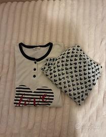 pigiama bianco e blu