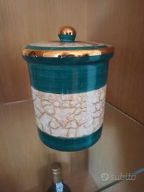 Vaso in ceramica elemento di arredo