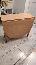 Tavolo Calligaris con rotelle 