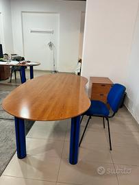 Rimasta solo scrivania ufficio