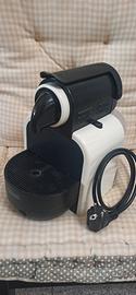 Nespresso Essenza Delonghi a capsule 