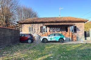 ALPIGNANO, VIA DIAZ - VILLA INDIPENDENTE CON GIARD