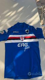 Maglia ufficiale  autografata da Cassano
