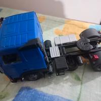Volvo f16 italeri statico