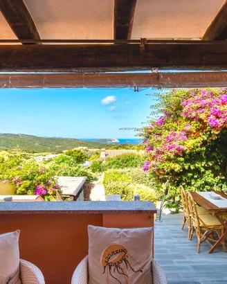 Villetta con splendida vista mare - Rena Majore