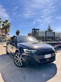 Audi A1 S-LINE 30 TFSi Total Black Cambio Automati