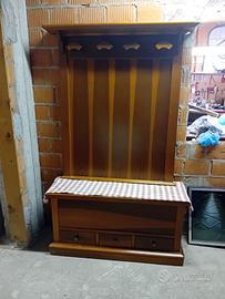 Cassapanca con atacapanni