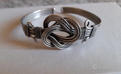 Bracciale vintage con nodo celtico