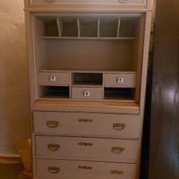 cassettiera riverniciata