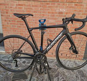 Bicletta da corsa in carbonio