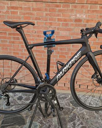 Bicletta da corsa in carbonio