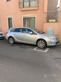 OPEL ASTRA  SW 1.4 sport tourer benzina  2011