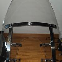 Parabrezza originale Harley-Davidson con attacchi 