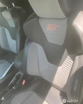 Interni fiesta st recaro