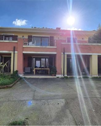 Villa immersa nel verde a pochi km da Alghero
