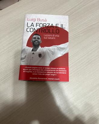 Libro che parla del karate