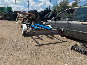 Carrello moto d'acqua