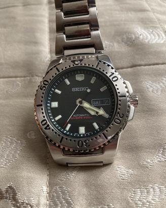 Seiko Scuba Diver 200